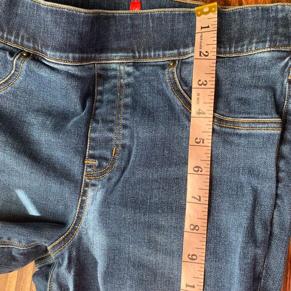 Spanx Distressed Ankle Skinny Jeans Medium Wash Pull On Size Medium - Picture 10 of 16